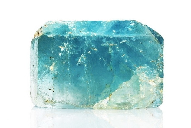 Topaz gemstone inclusions