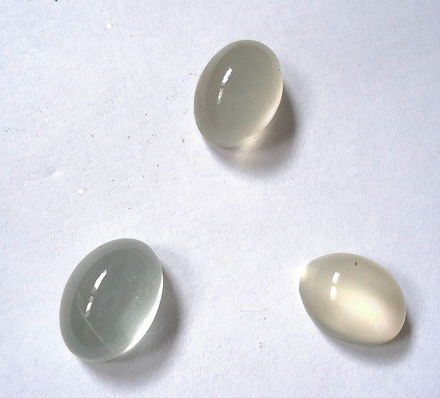 Polished moonstones